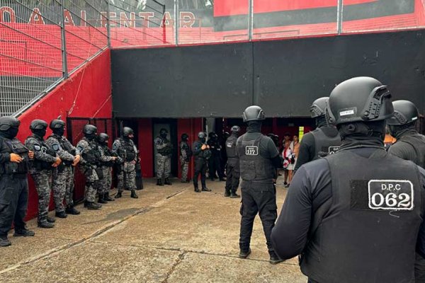 Requisa en el Coloso: policías y penitenciarios lo rastrillaron antes del partido con Independiente