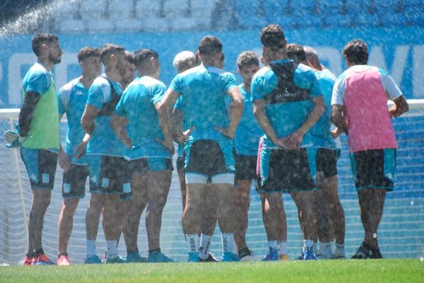 Racing tendrá dos bajas importantes para enfrentar a Central