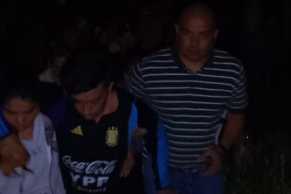 APARECIÓ A LA NOCHE! El joven fue localizado en Riachuelo Corrientes y trasladado al hospital