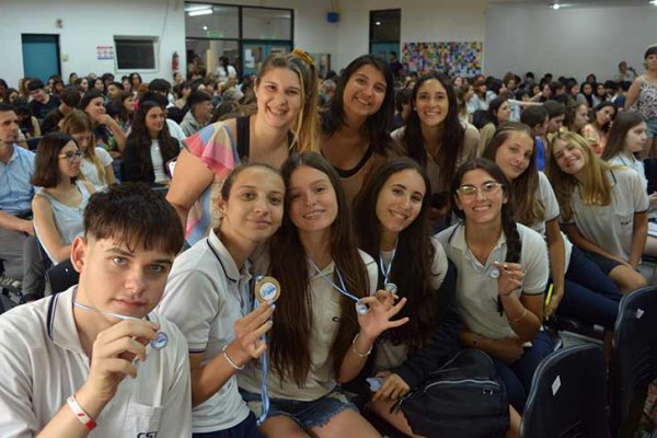 Cierre histórico de las primeras olimpiadas de psicología y salud mental en la UNR  