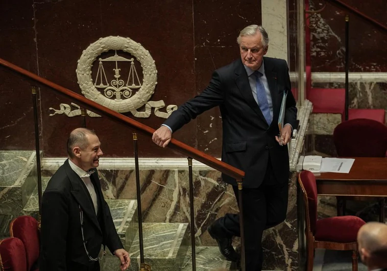 Barnier presenta su dimisión tras perder la moción de censura y deja un panorama de inquietud dentro y fuera de Francia