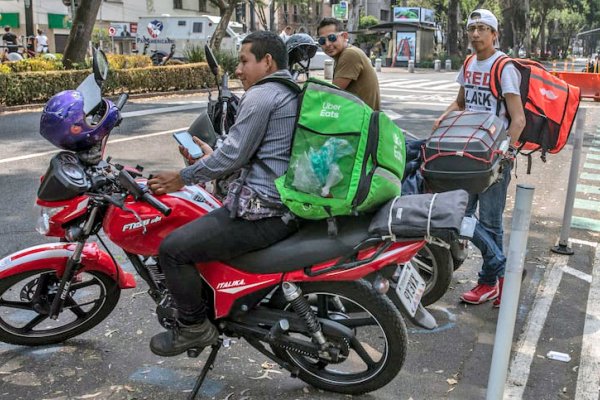 El Senado de México aprueba la ley que blanquea a los trabajadores de plataformas