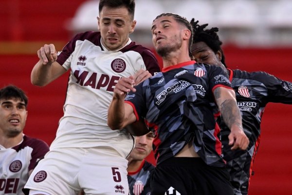 Barracas Central y Lanús empataron en un partido a puro gol