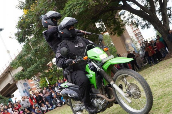 DESORDEN Y DISTURBIOS! Detienen a varias personas con antecedentes y pedidos de captura