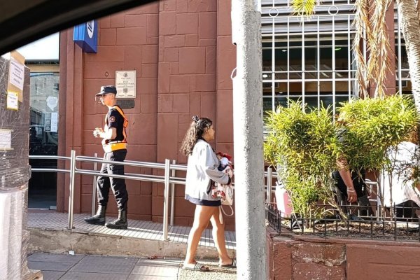 POR TEMOR A ROBOS! La Policía implementa un Plan Integral de Prevención en zonas bancarias y comerciales de Corrientes