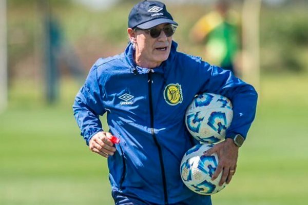 Holan: «Al jugador hay que bancarlo y sobre todo hay que darle tiempo»