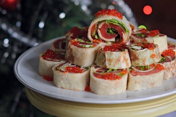 4 canapés y aperitivos de Navidad de última hora con lo que ya tienes en la despensa