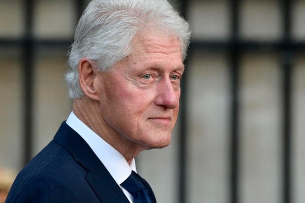 Internaron al ex presidente de Estados Unidos Bill Clinton