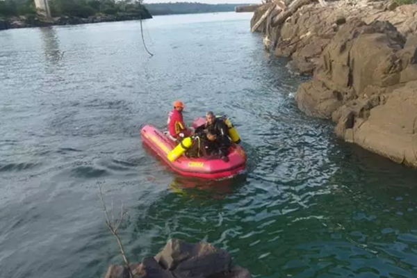 Al menos una decena de muertos en el norte de Brasil tras el derrumbe del puente Kubitscheck