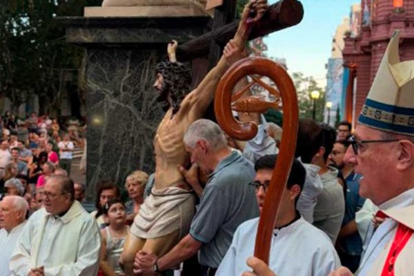 Monseñor Martín presidió el inicio del Año Santo en la arquidiócesis