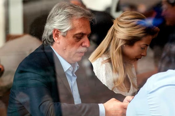 Alberto Fernández denunció a Fabiola Yañez por amenazas y manipulación