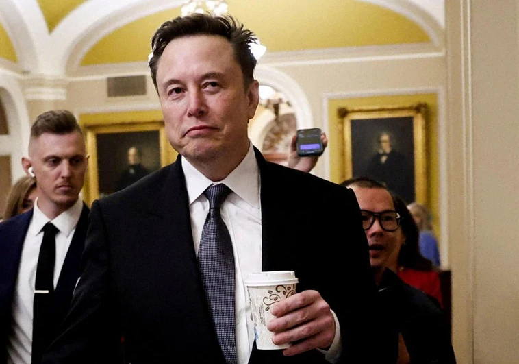 Elon Musk acusa al primer ministro del Reino Unido de «permitir» que los pederastas no se «enfrenten a la Justicia»