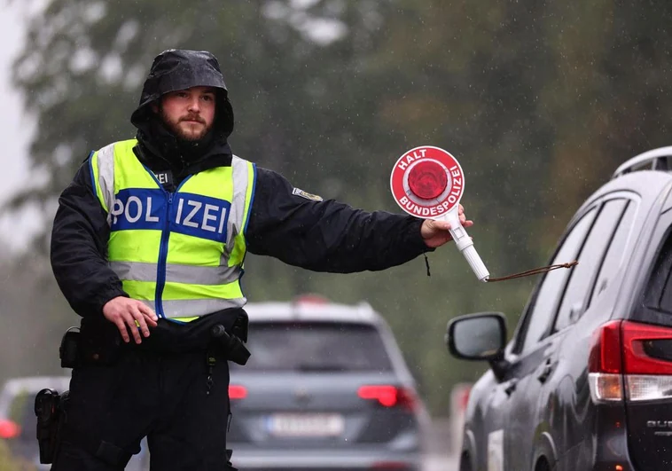 Un hombre enmascarado y armado mata a dos trabajadores en una fábrica en Alemania