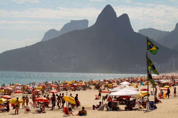 Brasil cierra 2024 con récord de 6,65 millones de turistas extranjeros, un aumento del 12,6%