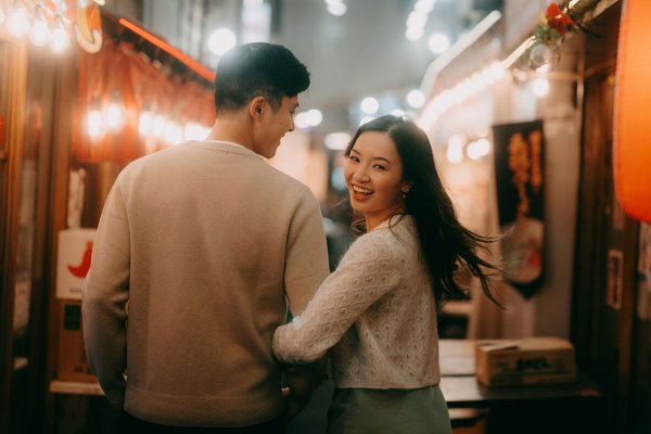 El curioso método de los japonés para mejorar tus relaciones y tu vida emocional, según la experta en chowa Akemi Tanaka