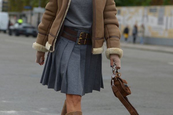 La falda favorita de las expertas en moda en París, Milán y Copenhague este invierno es de este color y así la llevan