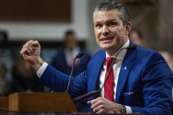 Los republicanos se pliegan a Trump en la confirmación del polémico Pete Hegseth para liderar el Pentágono