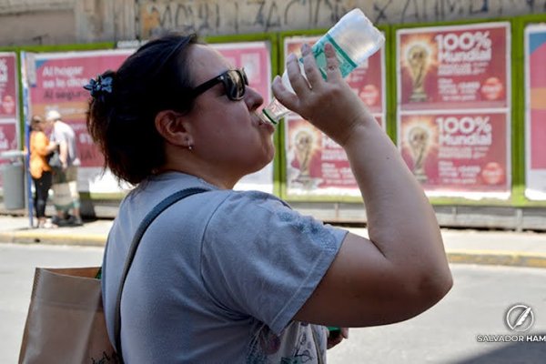 Brindan recomendaciones para evitar golpes de calor ante las altas temperaturas