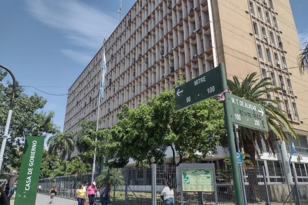 Aumento salarial a docentes pero en Chaco