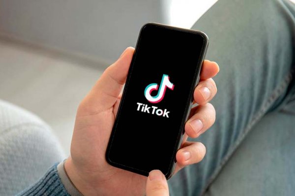 Tras el anuncio de Trump de emitir una orden ejecutiva, Tik Tok reanudó su servicio en Estados Unidos