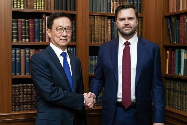 El vicepresidente de China acerca posturas con Vance y Musk en la víspera de la investidura de Trump