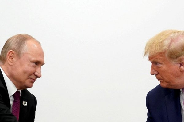 Trump considera sancionar a Rusia si Putin no negocia con Ucrania