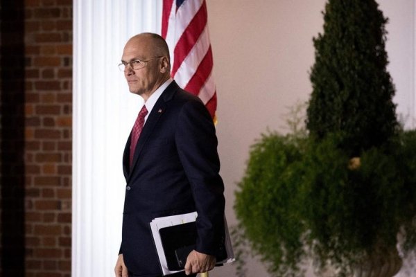 Andrew Puzder será embajador de EE.UU. para la Unión Europea