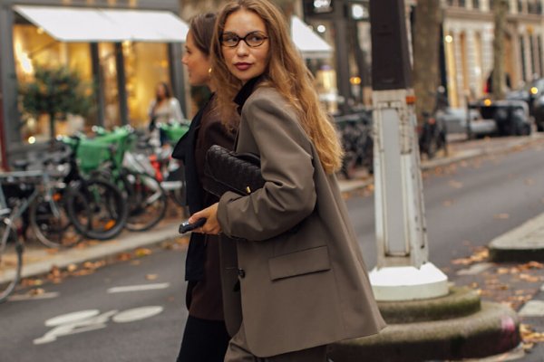 Anoche llegaron a Zara los 5 básicos de primavera que todas las estilistas quieren en su armario