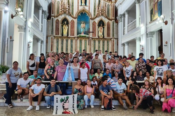 Parroquias Itatí y San Pantaleón: Comenzaron el Año Pastoral con una peregrinación de la esperanza.