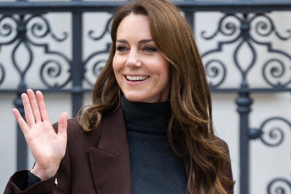 Kate Middleton y su look de oficina con dos prendas tendencia que jamás combinarías juntas