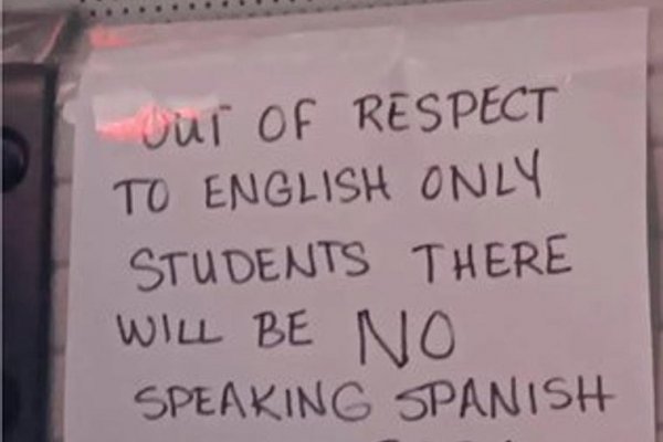 Despiden a un conductor de autobús escolar por denegar a los niños hablar español en EE.UU.