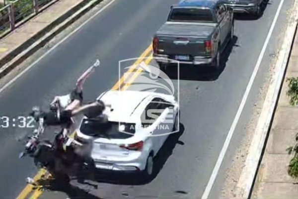 Brutal accidente en el puente Chaco - Corrientes