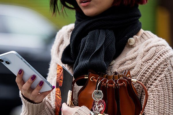 Las neoyorquinas dicen que estos serán los colores de uñas que estarán por todas partes en invierno