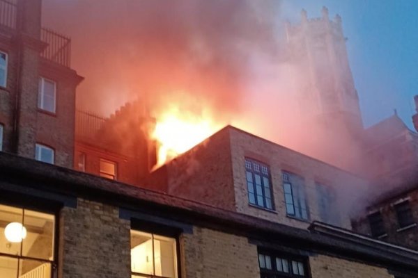 Más de 100 evacuados por un incendio en un hotel de lujo en Londres a solo unos días de los Bafta