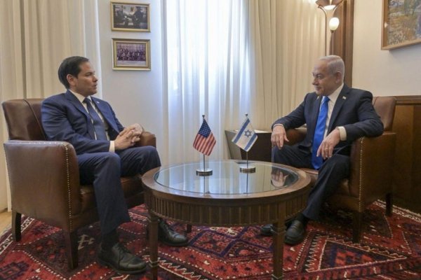 El secretario de Estado de EE.UU. se reúne con Netanyahu e inicia su gira por Oriente Próximo