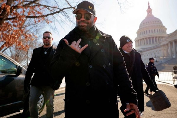 El líder del saqueo del Capitolio: «Trump me ha devuelto la vida»