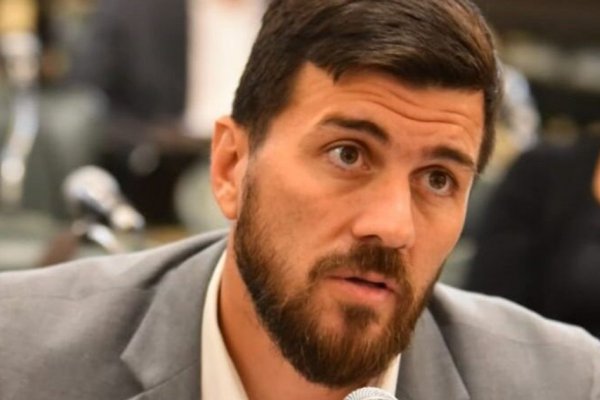 SIGUE EL ESCÁNDALO! Pitín Aragón renunció a la interna del PJ