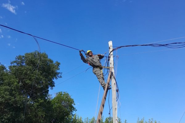 SIN LUZ! Bajo un intenso calor la DPEC sigue cortando