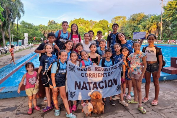 Sobresaliente actuación del equipo regatense correntino de natación en Formosa