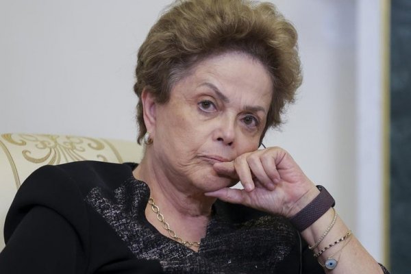 La expresidenta de Brasil Dilma Rousseff, hospitalizada en China por la inflamación del nervio del equilibro