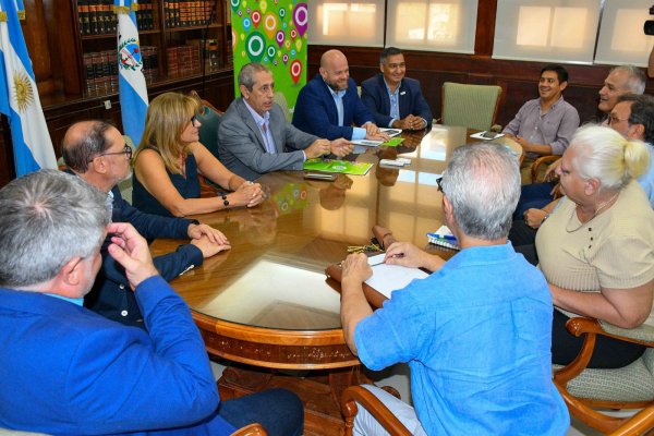 Según el gobierno provincial en marzo un maestro de primaria cobrará $1.325.000