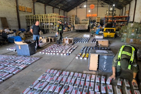 Corrientes: descubren marihuana, celulares y paquetes de cigarrillos al abrir 16 encomiendas