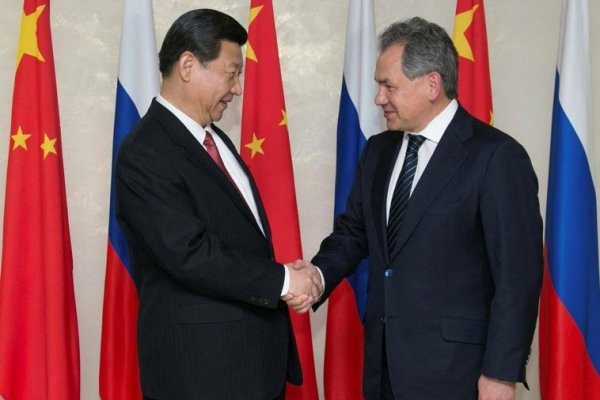 Xi presume de coordinación con Putin mientras Trump grita a Zelenski