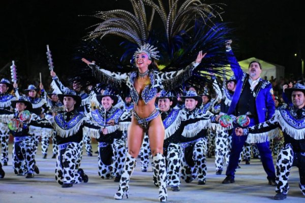 DUELO DE BATERÍAS! Más de 12 miles personas vibraron al ritmo del Carnaval de la ciudad