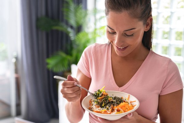 Las 5 reglas básicas para comer bien y adelgazar de Ángela Quintas, experta en nutrición