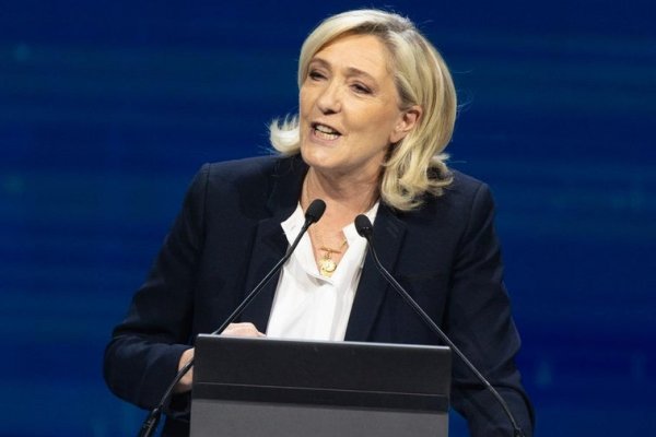 Marine Le Pen apoya el eje Trump-Putin contra Ucrania y Europa