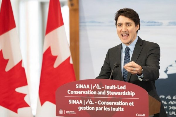 Trudeau anuncia que impondrá aranceles recíprocos a EE.UU.