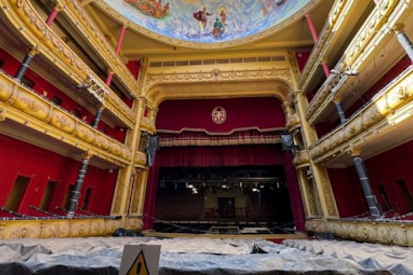 “El Vera Itinerante” para abrir la temporada del coliseo mayor correntino