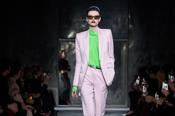 Haider Ackermann para Tom Ford, las 5 claves del desfile que revolucionó París