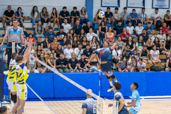 Regatas Corrientes quedó 2-0 abajo frente a UPCN